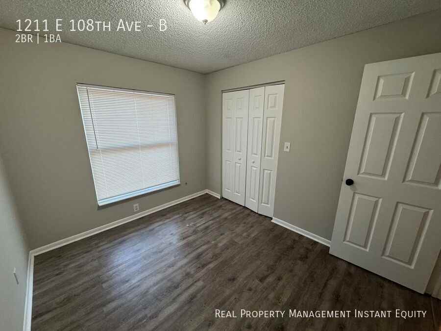 1211 E 108th Ave #B - Photo 6 of 12