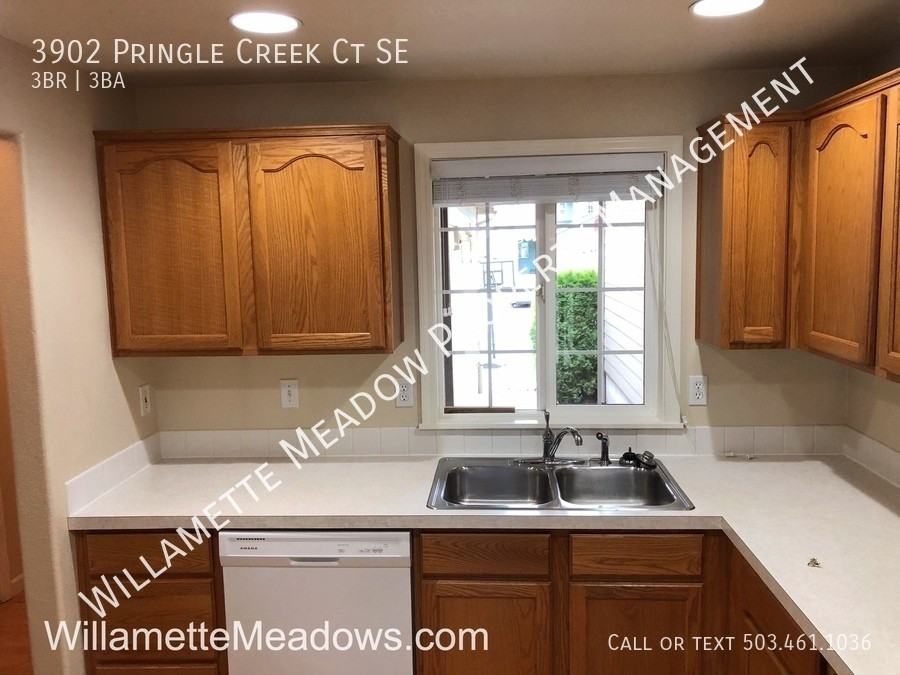 3902 Pringle Creek Ct Se - Photo 5 of 30