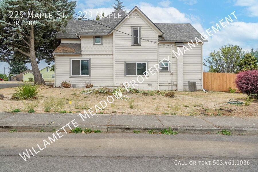 229 Ne Maple St #229MAPLEST - Photo 3 of 43