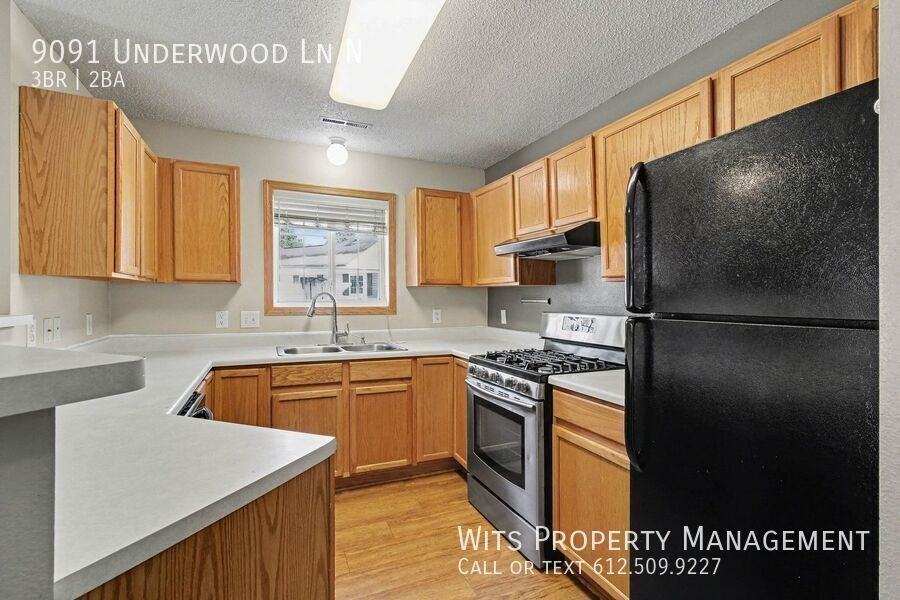 9091 Underwood Ln N - Photo 7 of 25