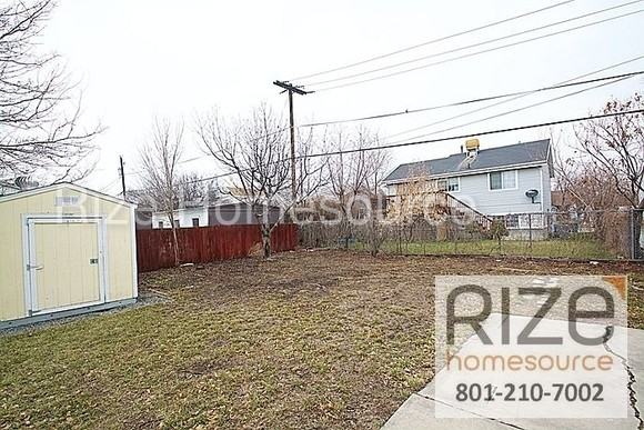 1720 Independence Blvd - Photo 3 of 16