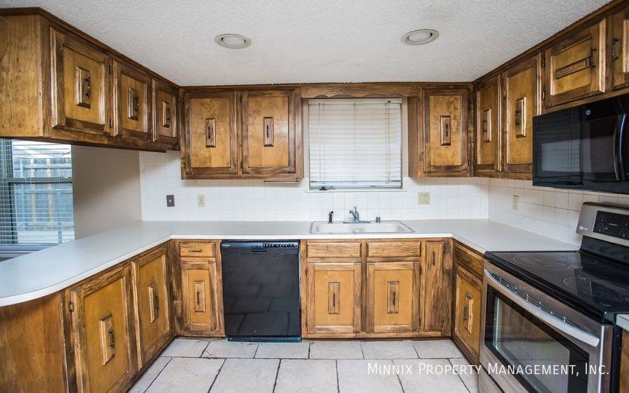 4800 Dentcrest Dr #A - Photo 7 of 23