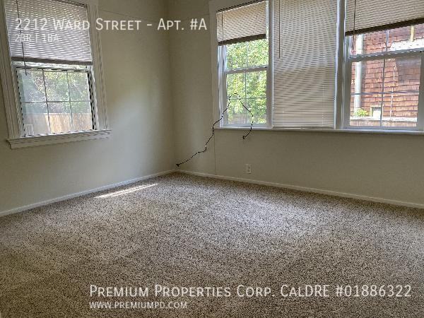 2212 Ward St #A - Photo 7 of 26