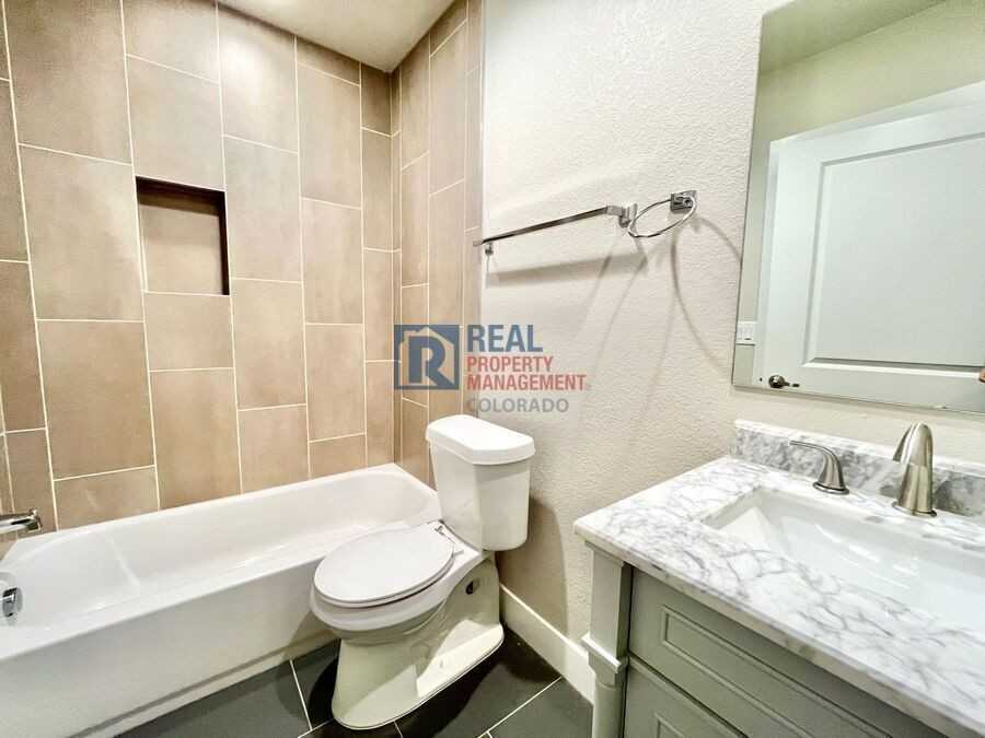 4759 E Iliff Ave - Photo 4 of 21