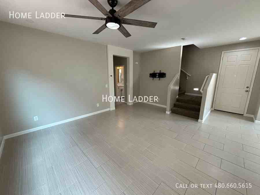 105 E Palomino Dr - Photo 3 of 29