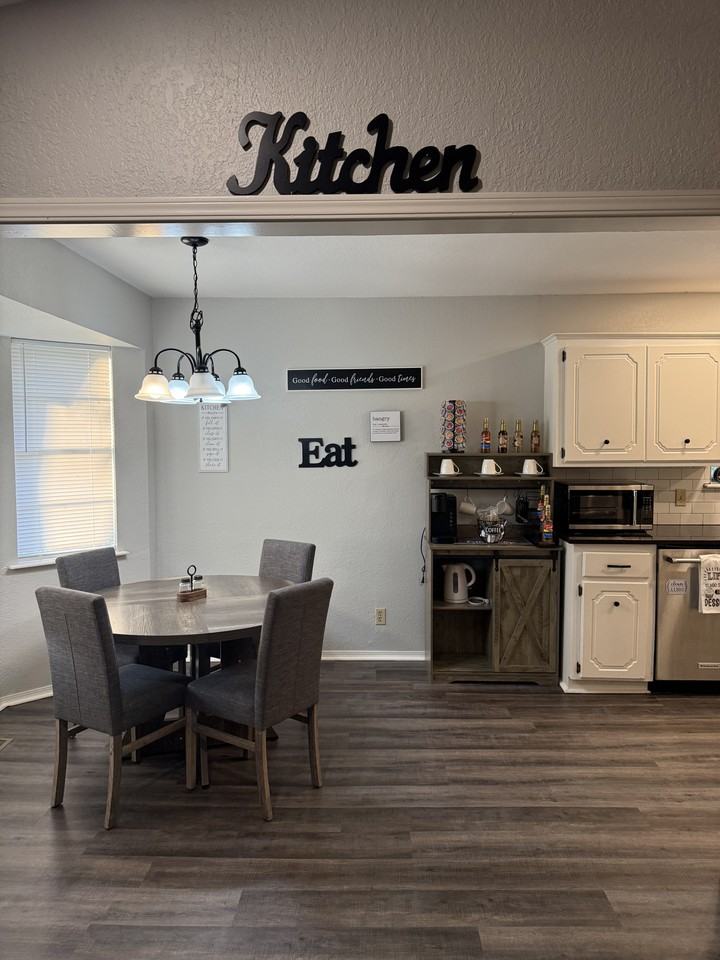 1408 N Juniper Ave - Photo 4 of 8