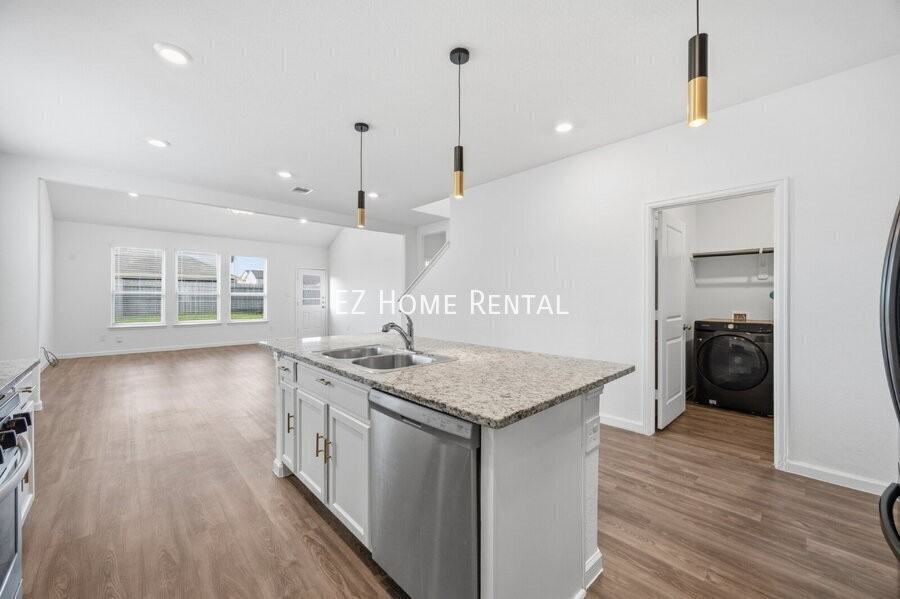 32319 Melbrooke Dr - Photo 6 of 29