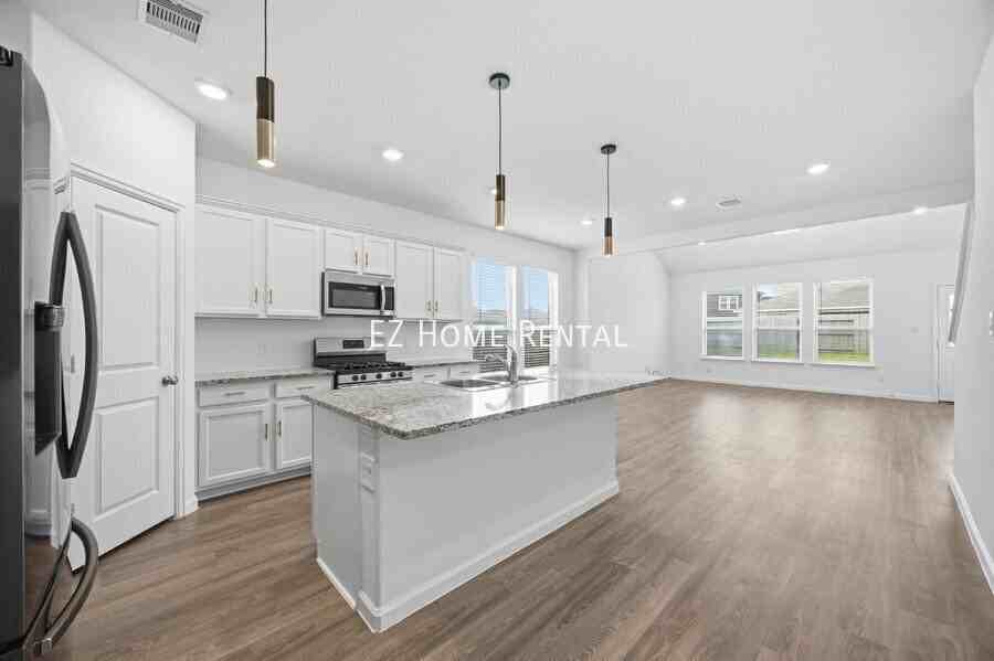 32319 Melbrooke Dr - Photo 7 of 29