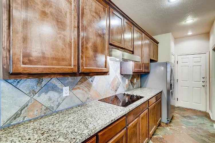 3054 Pine Valley Dr - Photo 6 of 20