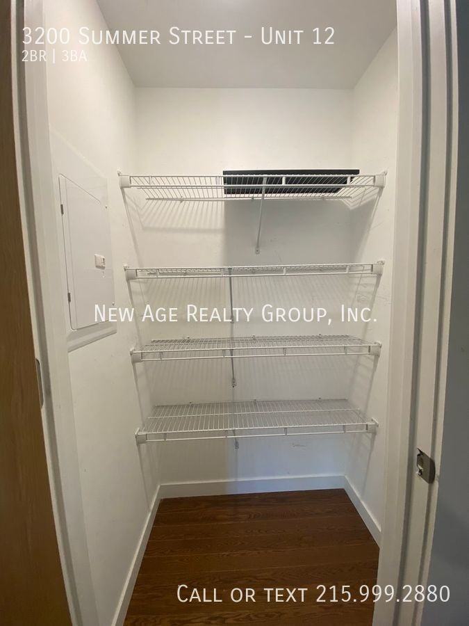 3200 Summer St #12 - Photo 7 of 29