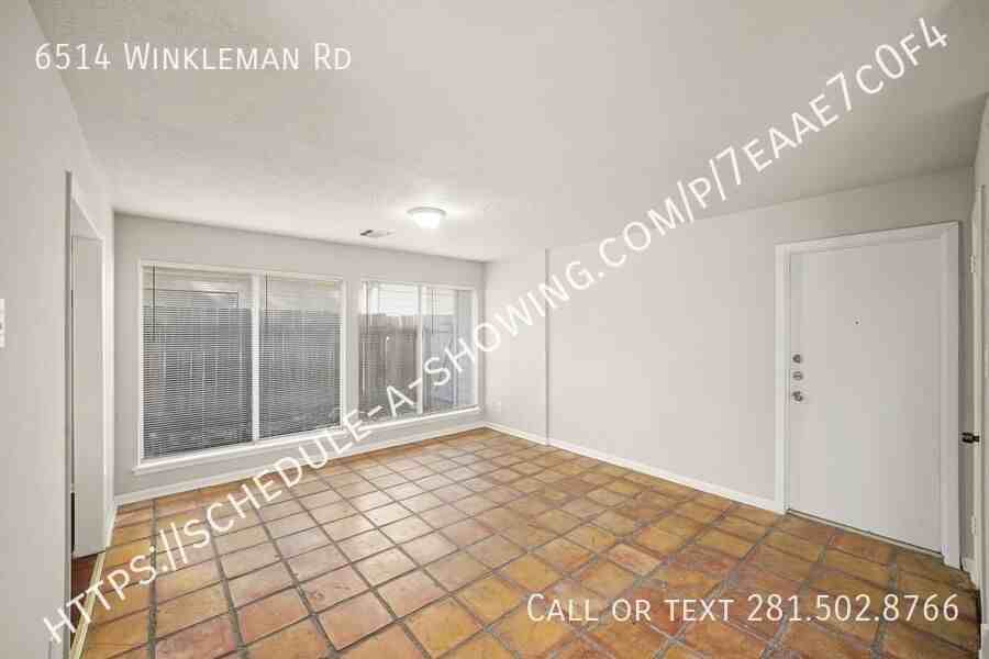 6514 Winkleman Rd - Photo 2 of 15