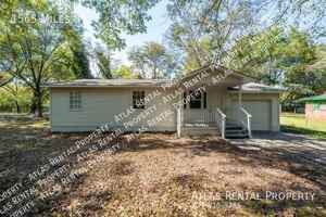 featured image of 1565 Miles St