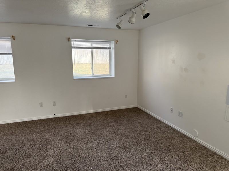 2330 Nw - Photo 5 of 7