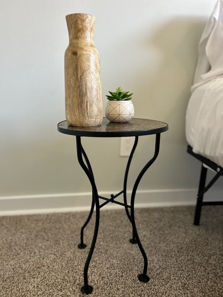 1530 Fort Johnson Rd - Photo 2 of 12