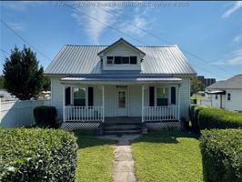 featured image of 4023 Fairlawn Ave #1