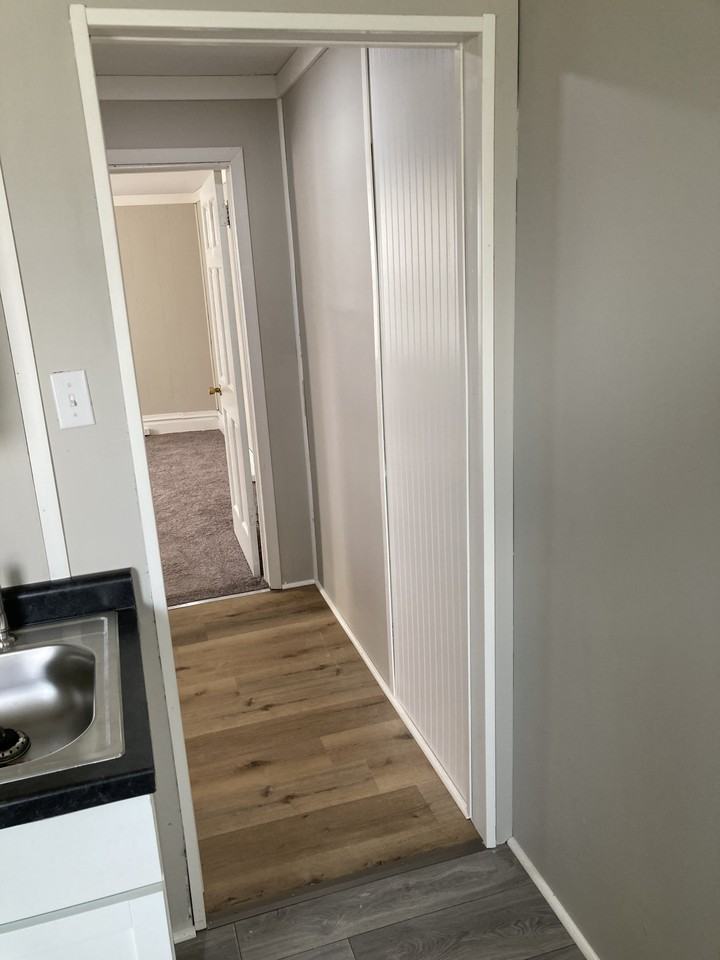 4023 Fairlawn Ave #1 - Photo 3 of 13