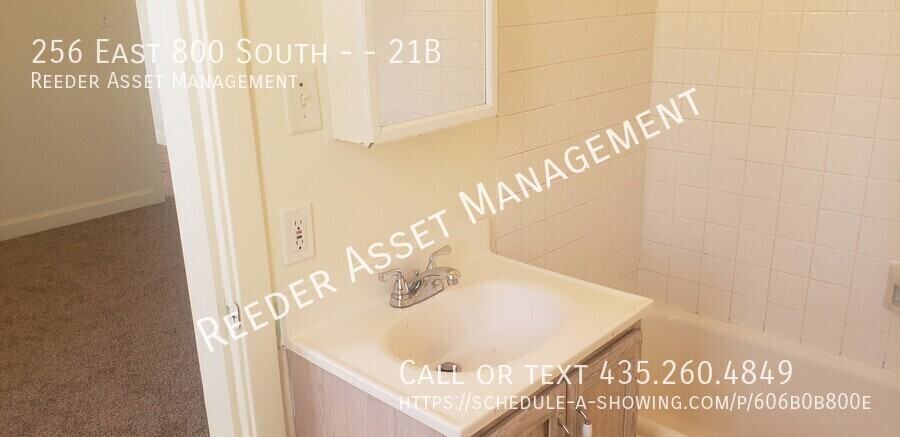 256 E 800 S #21B - Photo 7 of 8