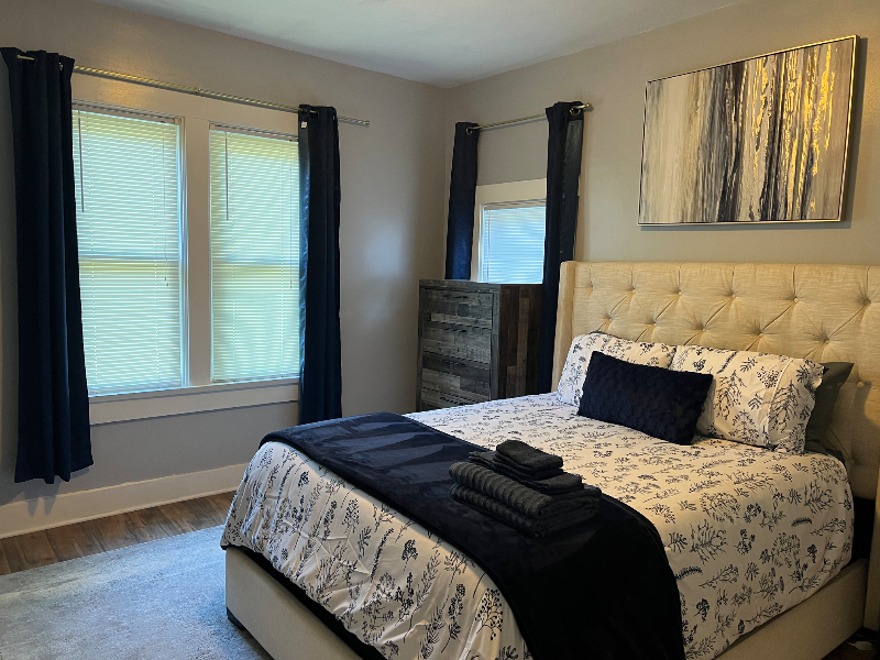 5112 Ravenna St - Photo 4 of 12