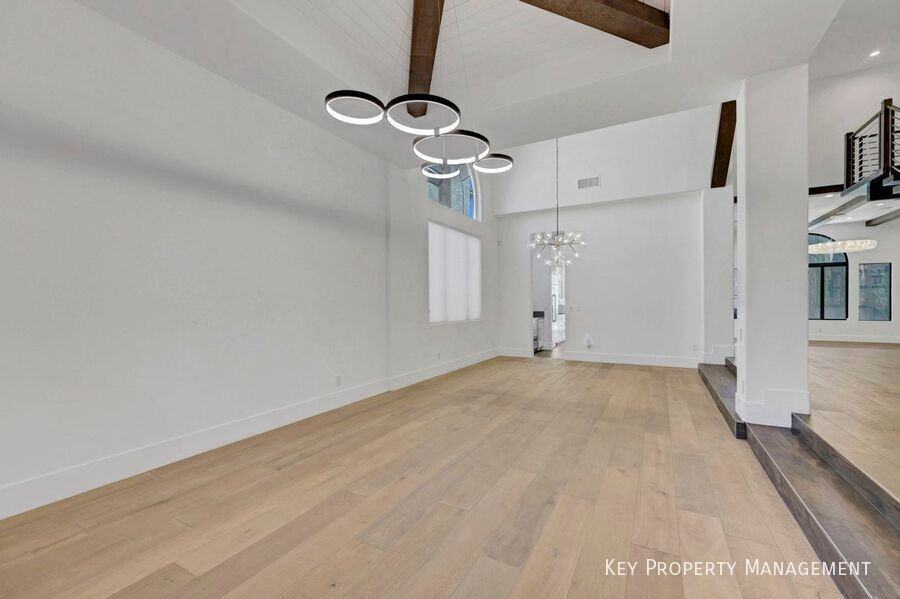 304 Kingsclear Ct - Photo 3 of 22