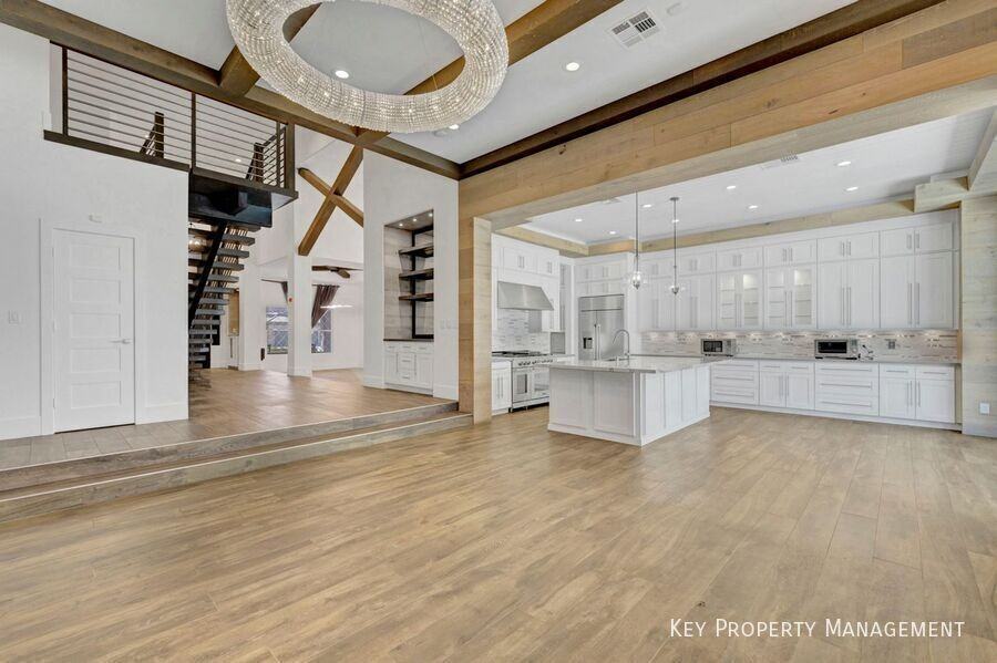 304 Kingsclear Ct - Photo 5 of 22