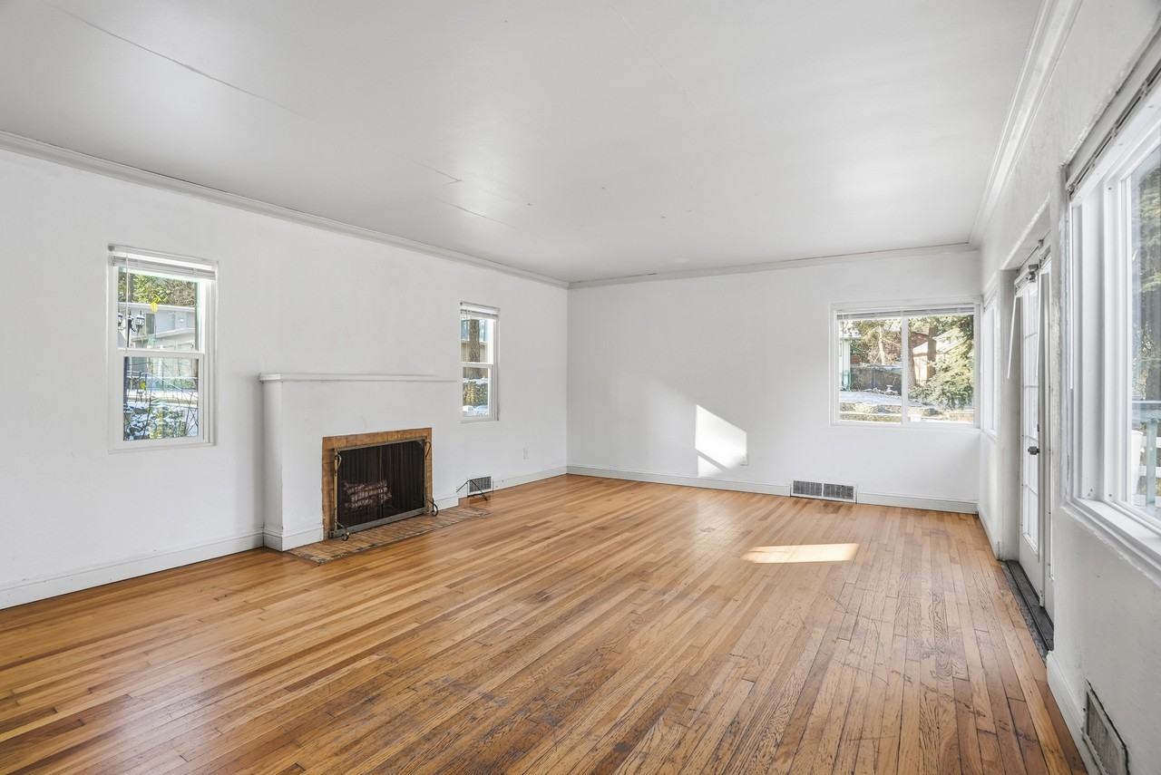 1503 S Southeast Blvd #1 - Photo 5 of 26