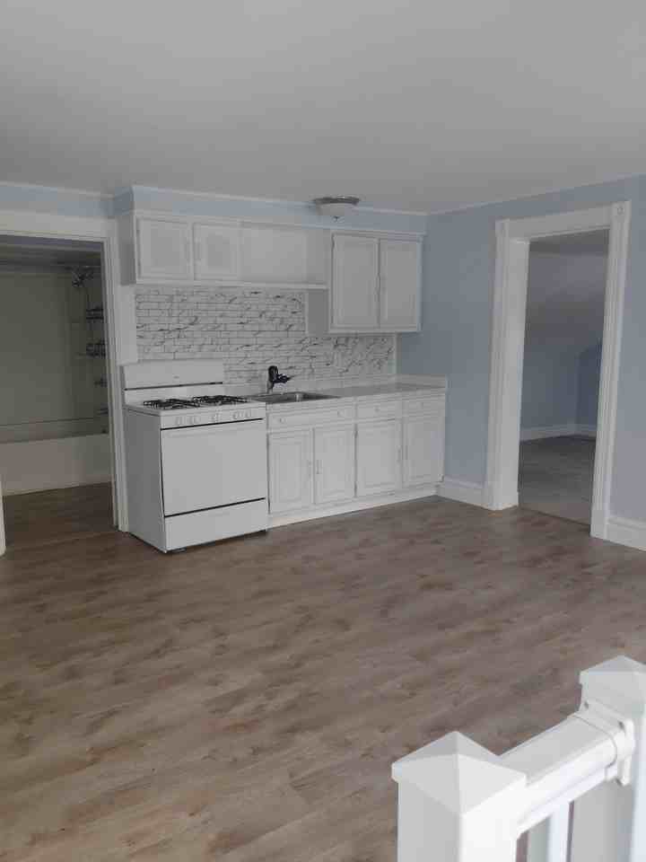 1st St #214-5 - Photo 4 of 8