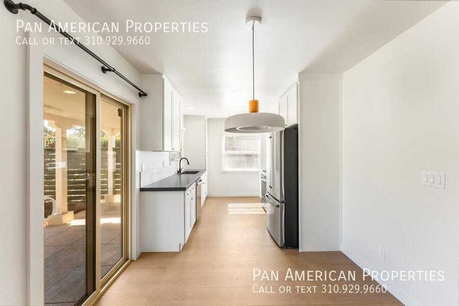 311 S Clementine St #0685A - Photo 2 of 28