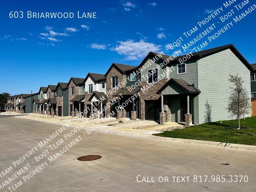 603 Briarwood Dr - Photo 2 of 10
