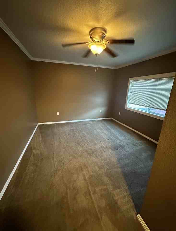 1649 S State St Apt 4 - Photo 6 of 8