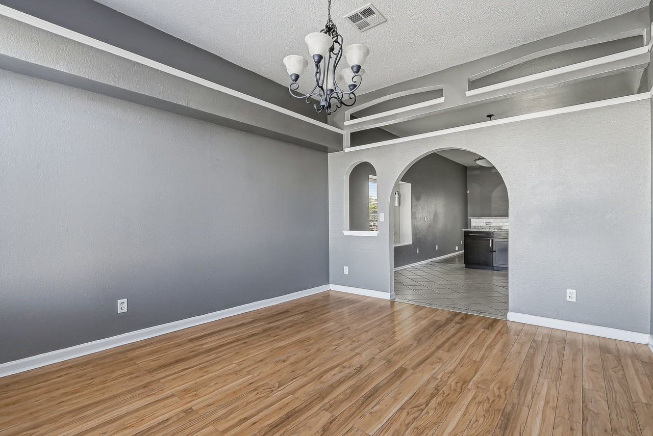 305 De Palma Pl #1 - Photo 7 of 35