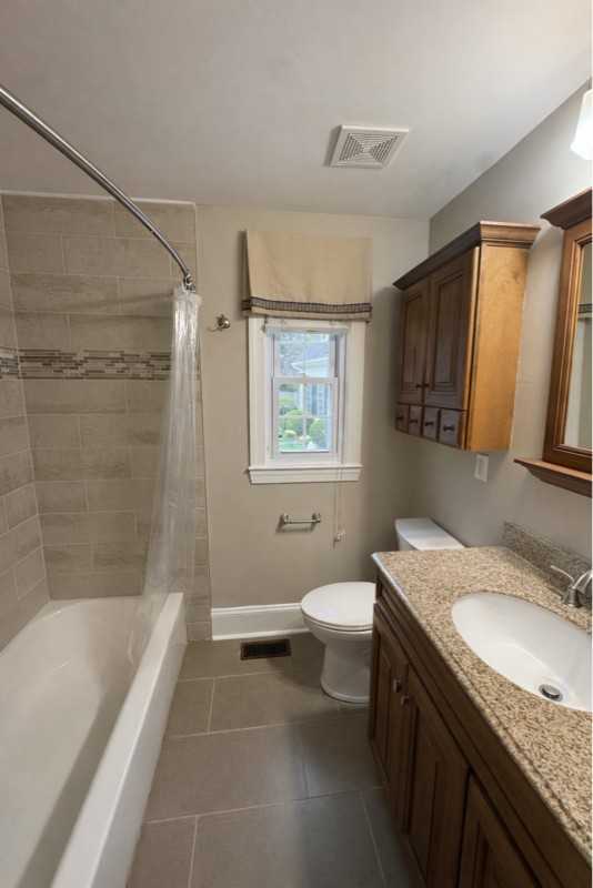 1976 Lynnwood Dr - Photo 6 of 16