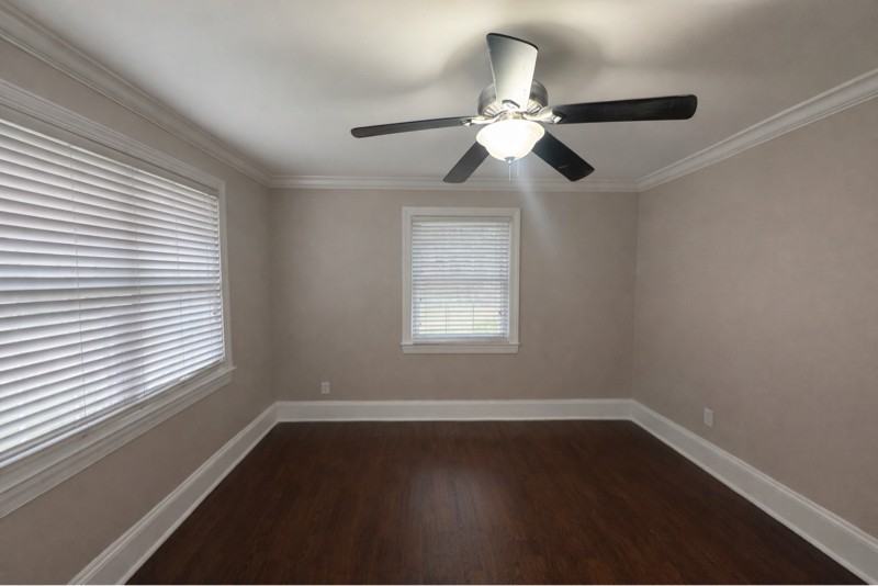 1976 Lynnwood Dr - Photo 7 of 16