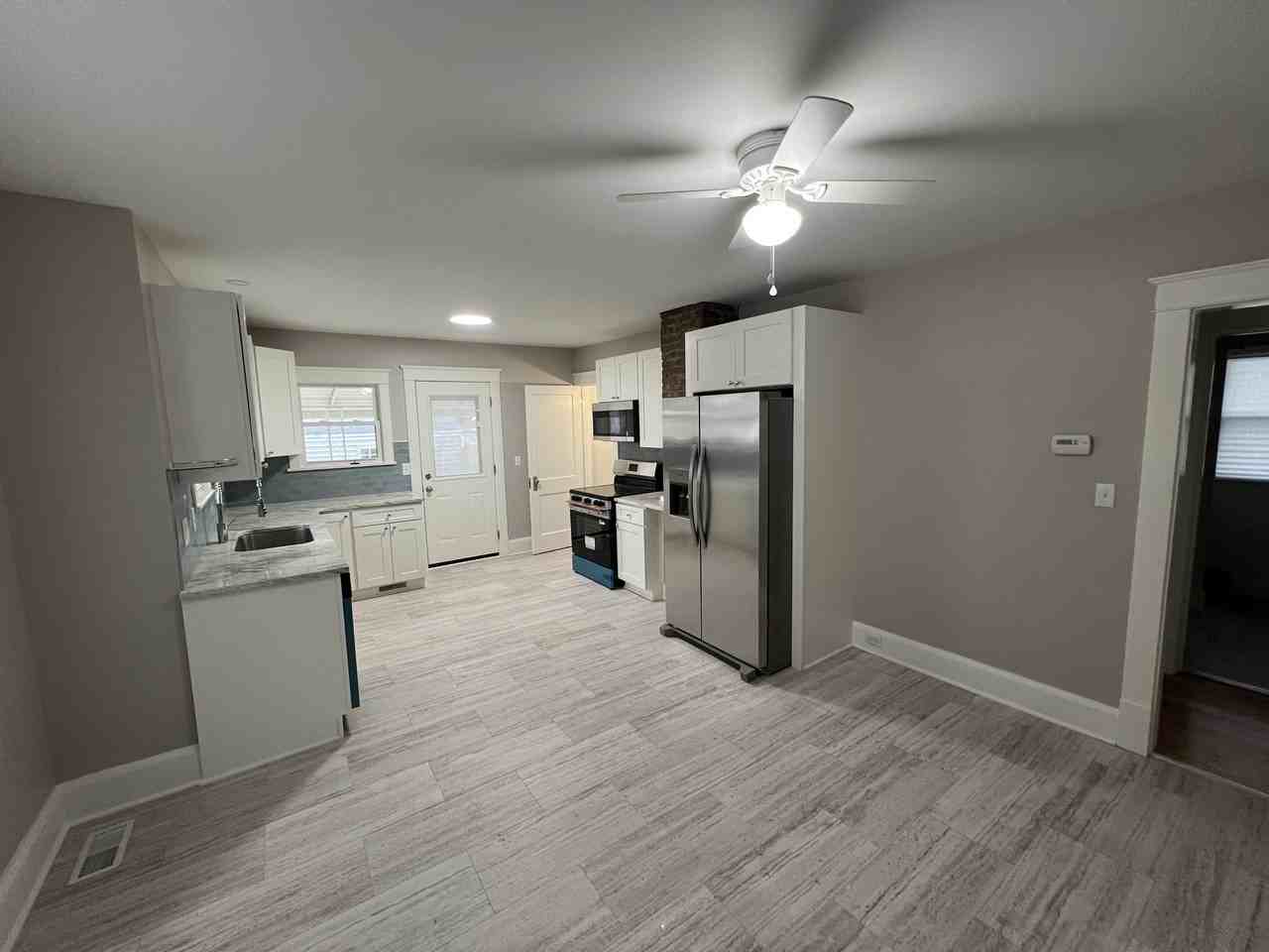 109 Harvey St - Photo 3 of 15