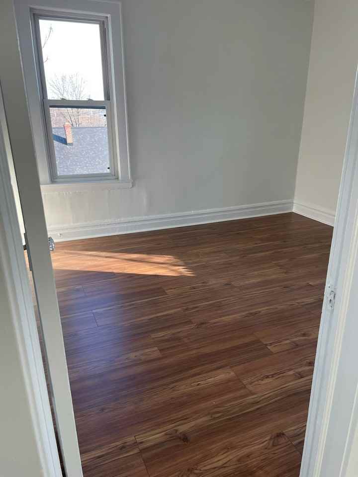 38 Feiner Pl #1R - Photo 2 of 18