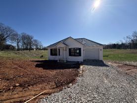 757 Hillcrest Dr - Photo 1 of 1