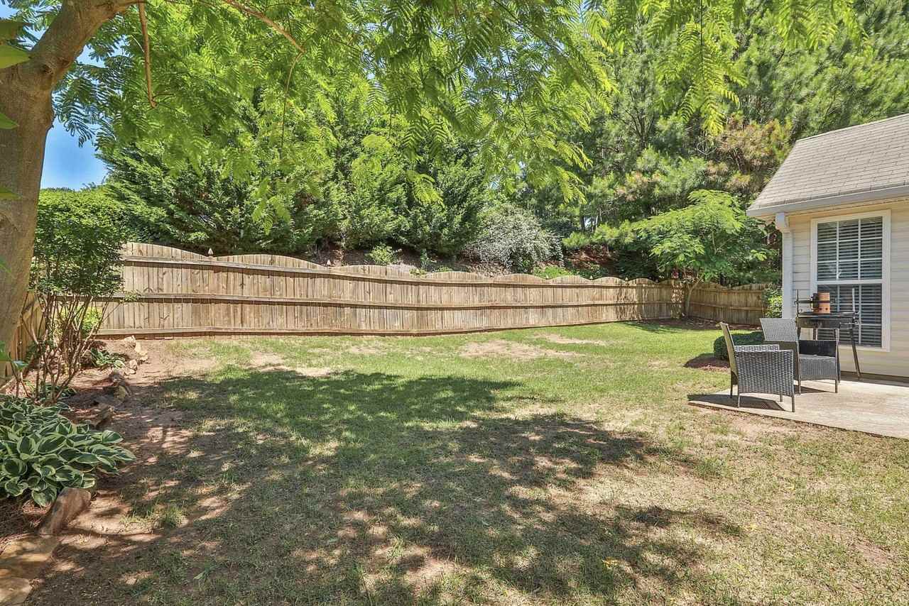 195 Hunterian Pl - Photo 2 of 20