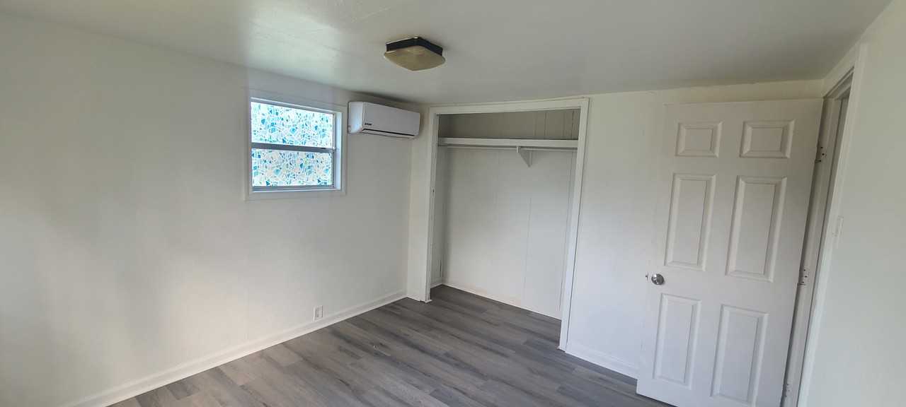 11440 Underwood St - Photo 6 of 6