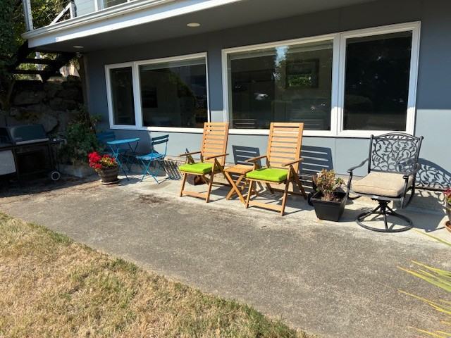 4035 51st Ave S - Photo 3 of 13