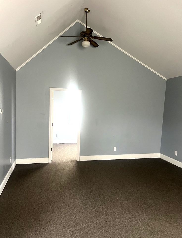 4703 Potter Rd #B - Photo 3 of 8