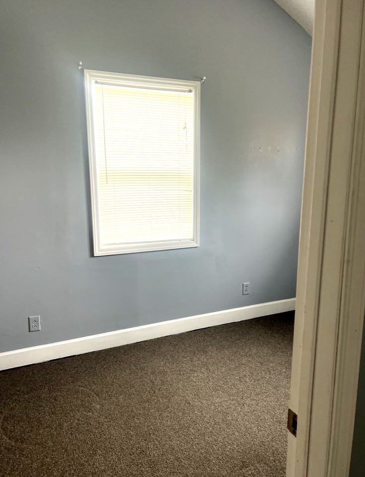 4703 Potter Rd #B - Photo 7 of 8