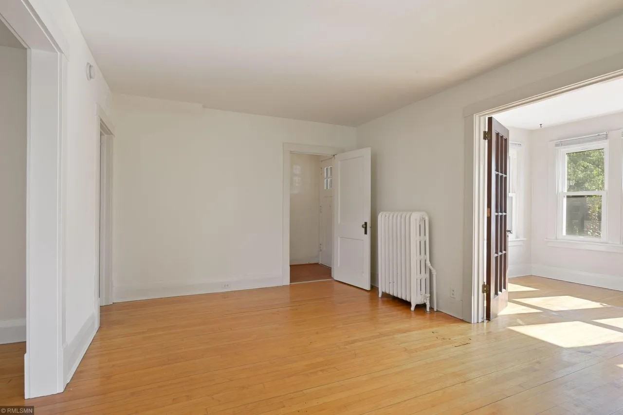 2748 Aldrich Ave S #2 - Photo 4 of 20