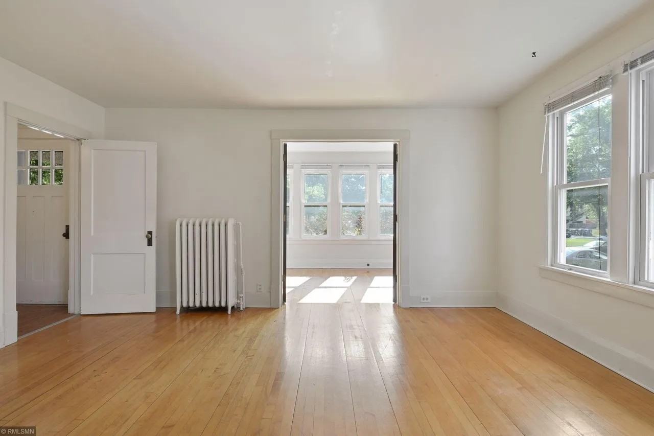 2748 Aldrich Ave S #2 - Photo 5 of 20