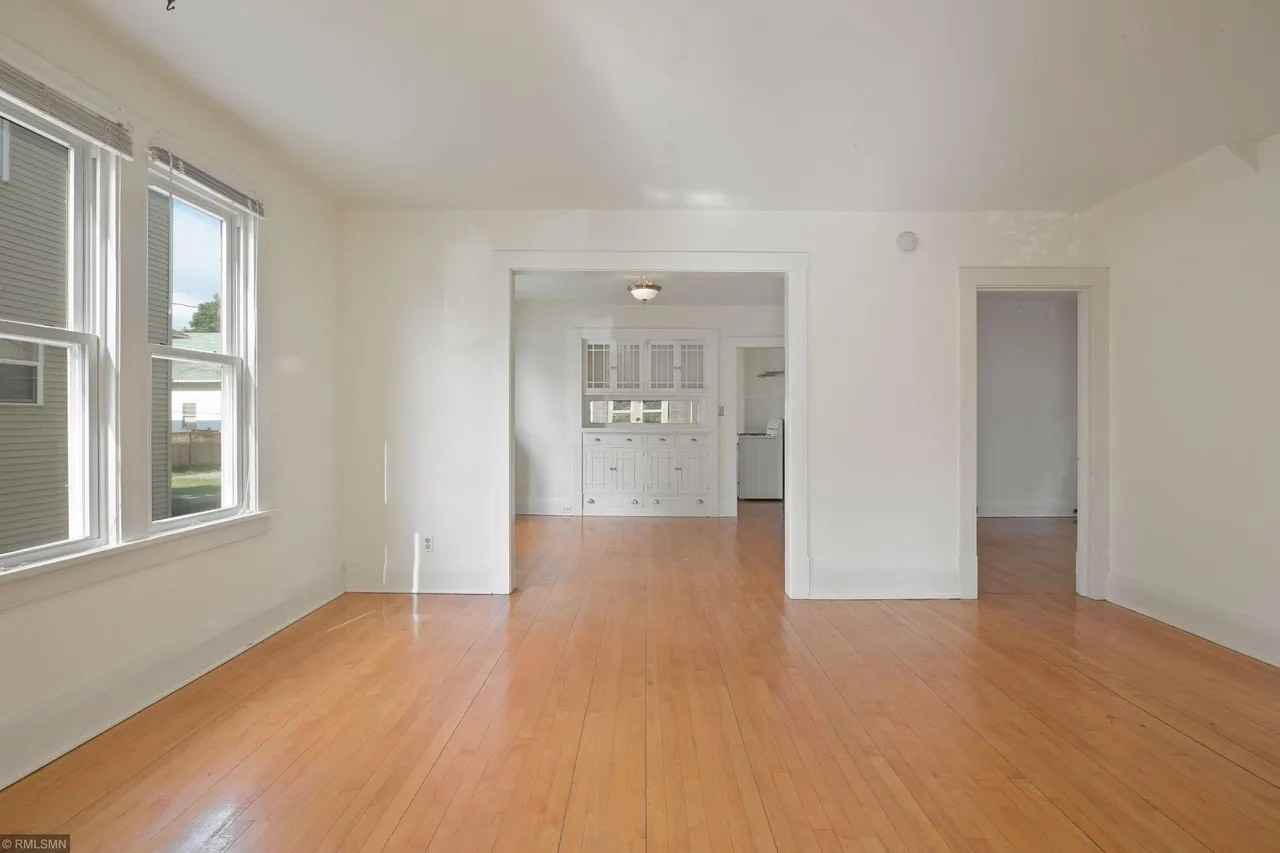 2748 Aldrich Ave S #2 - Photo 6 of 20