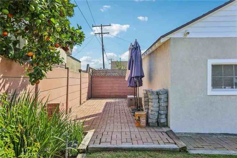 15522 Faysmith Ave - Photo 7 of 28