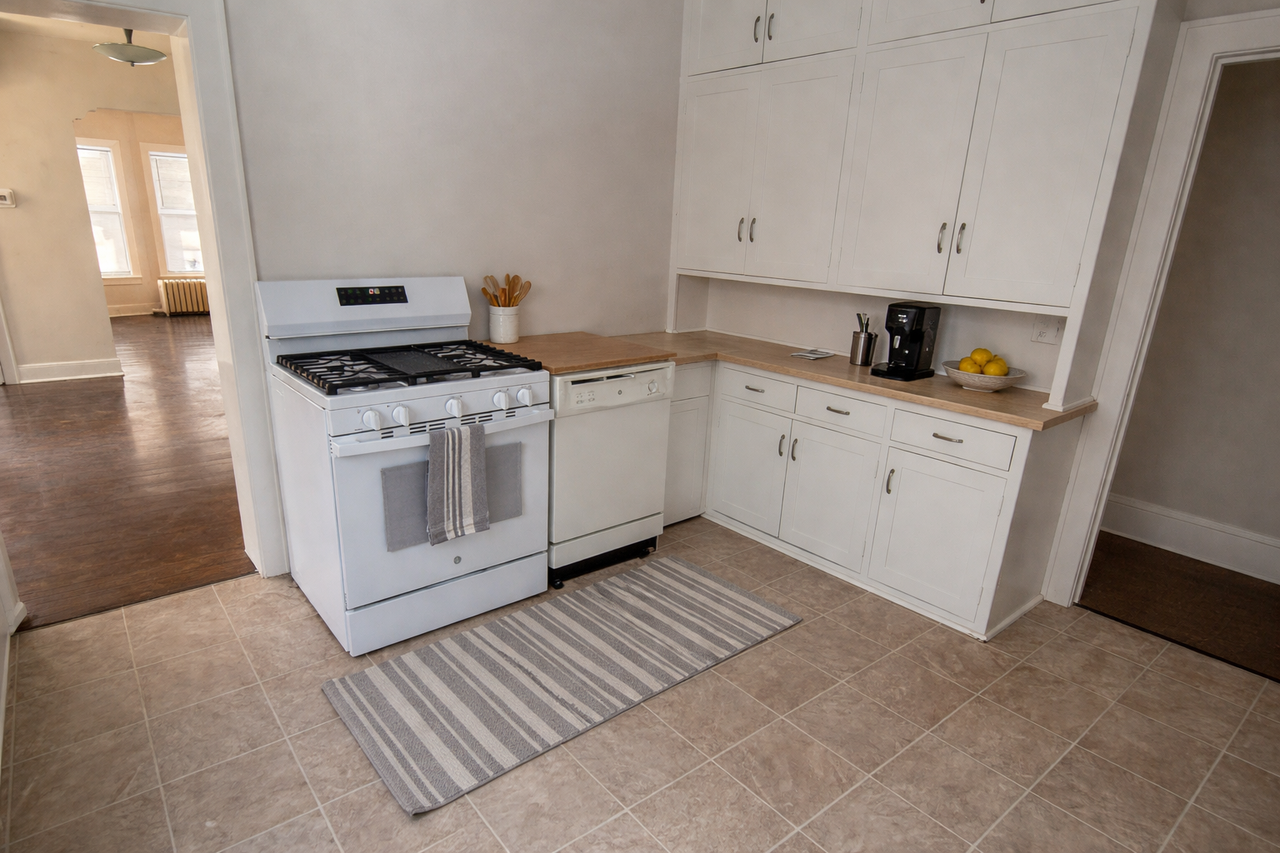 2529 Polk St Ne #1 - Photo 4 of 20