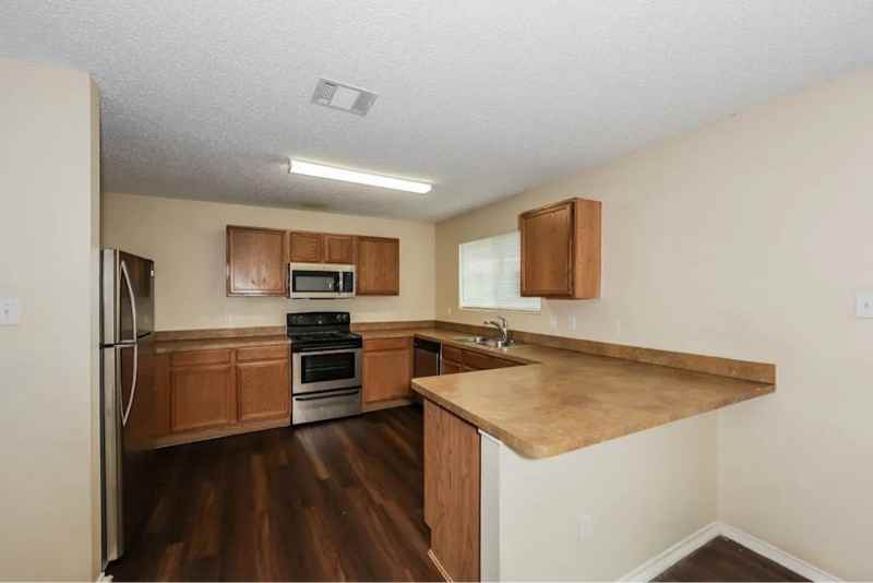 308 Blairwood Dr - Photo 7 of 12