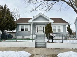 featured image of 308 W Almond St