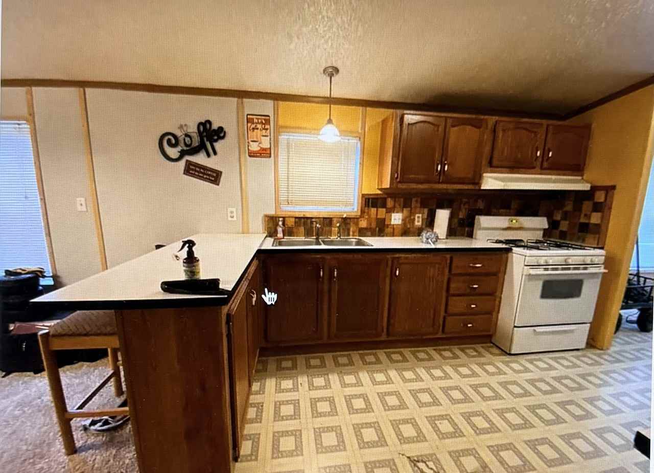 33 Allen St - Photo 3 of 10