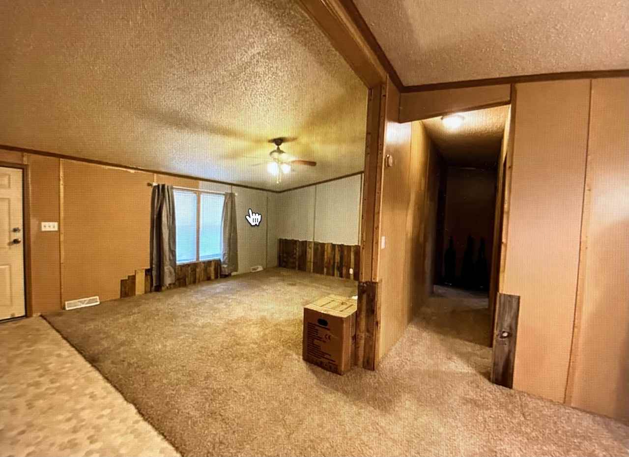 33 Allen St - Photo 4 of 10