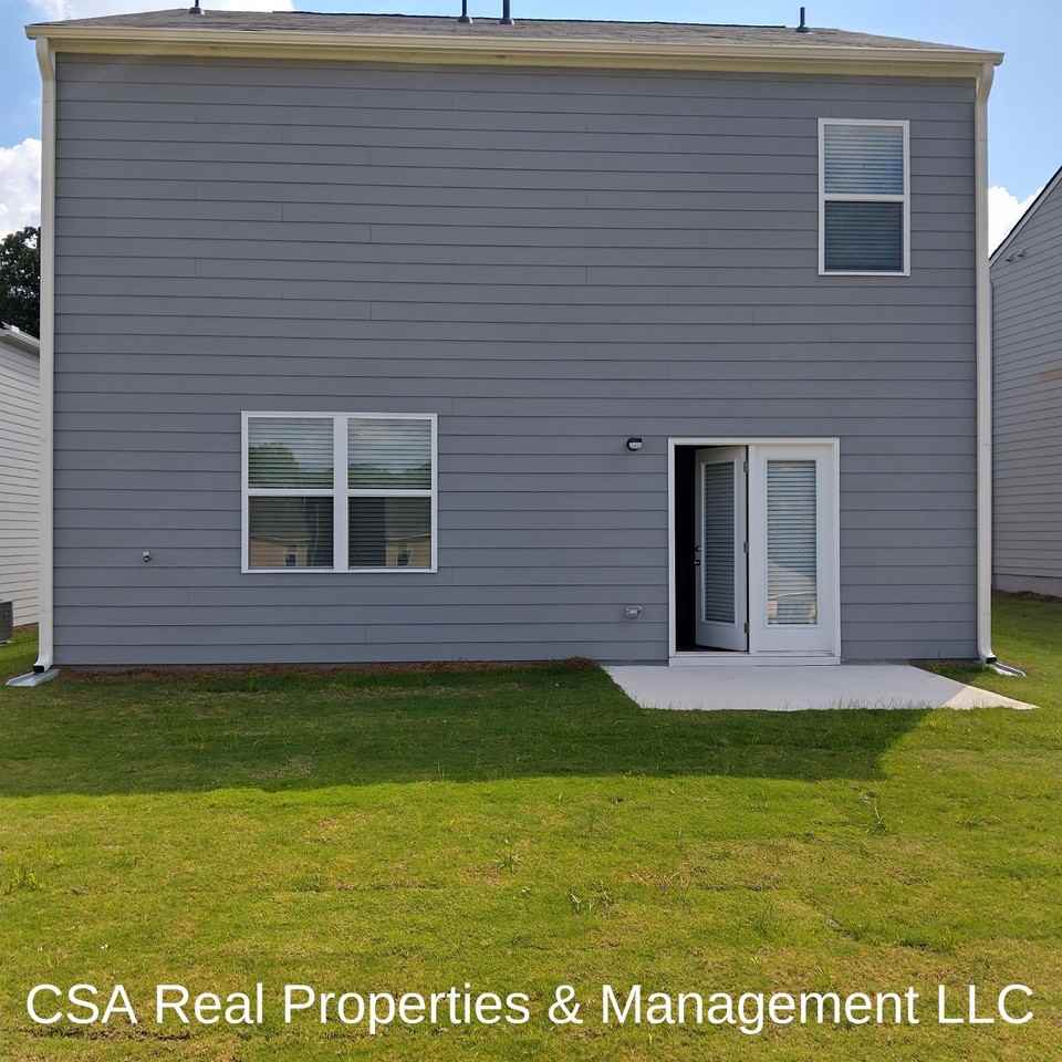 8240 Bluewater Dr - Photo 2 of 20